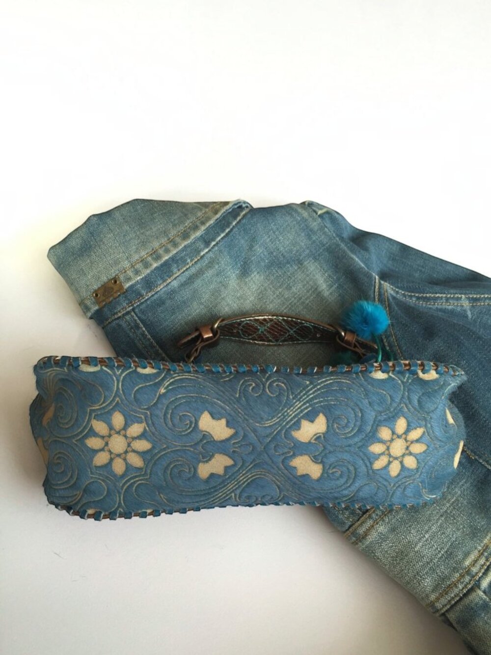 Loop • Mini Turquoise and Metallic Bag - Picture 3 of 4